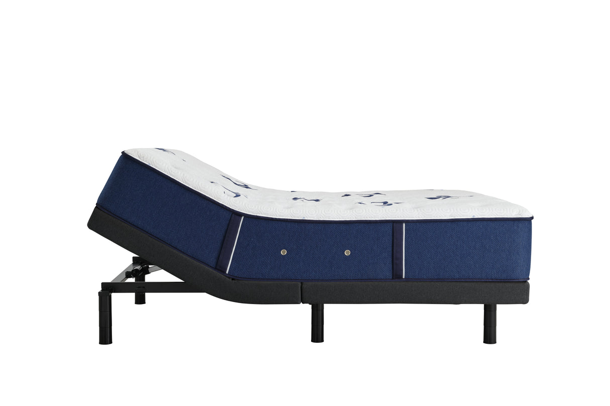 Stearns & Foster STUDIO Mattress